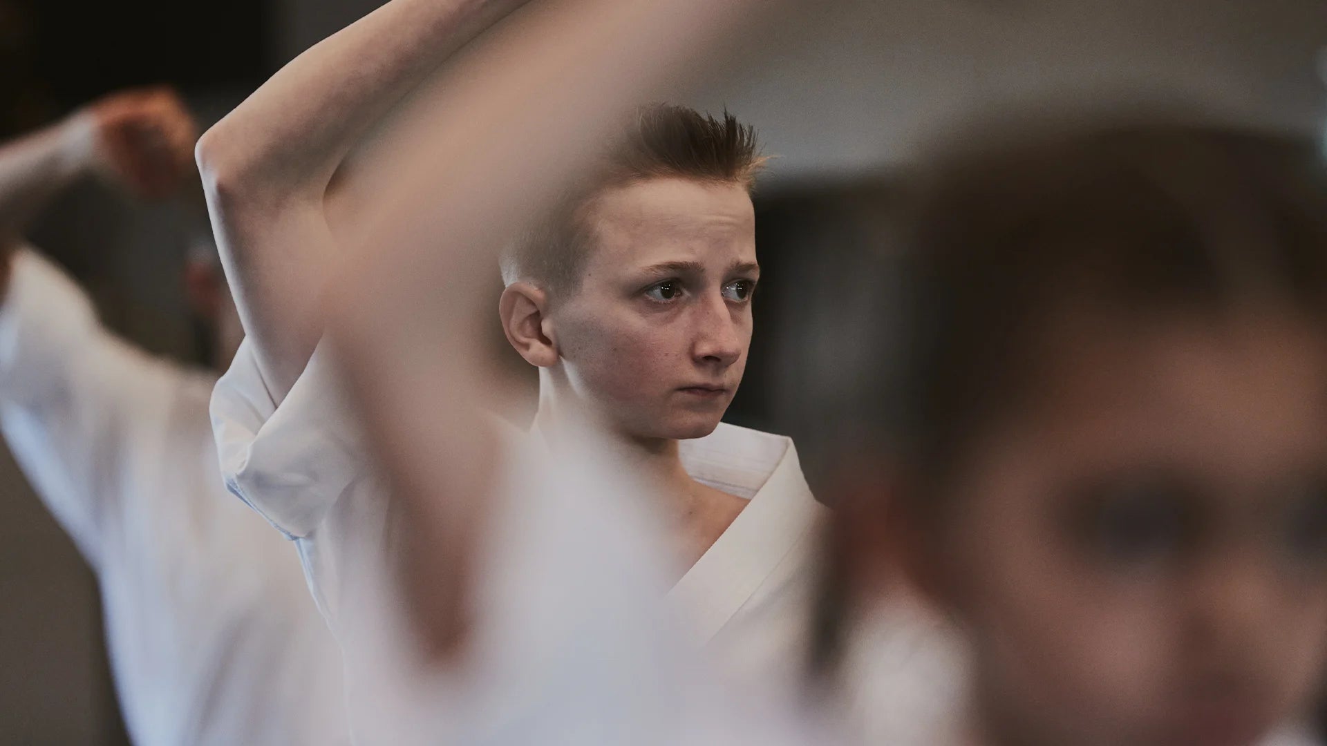 children in martial arts class